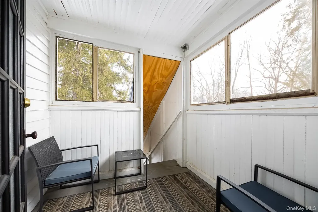 12 Hanscom Avenue Poughkeepsie NY 12601