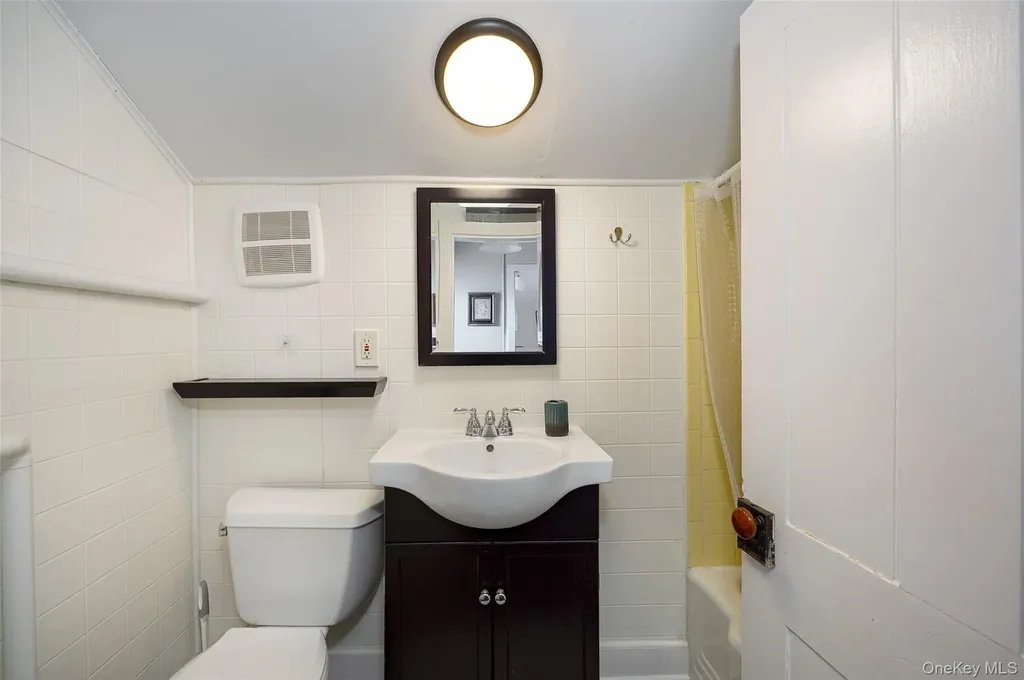12 Hanscom Avenue Poughkeepsie NY 12601
