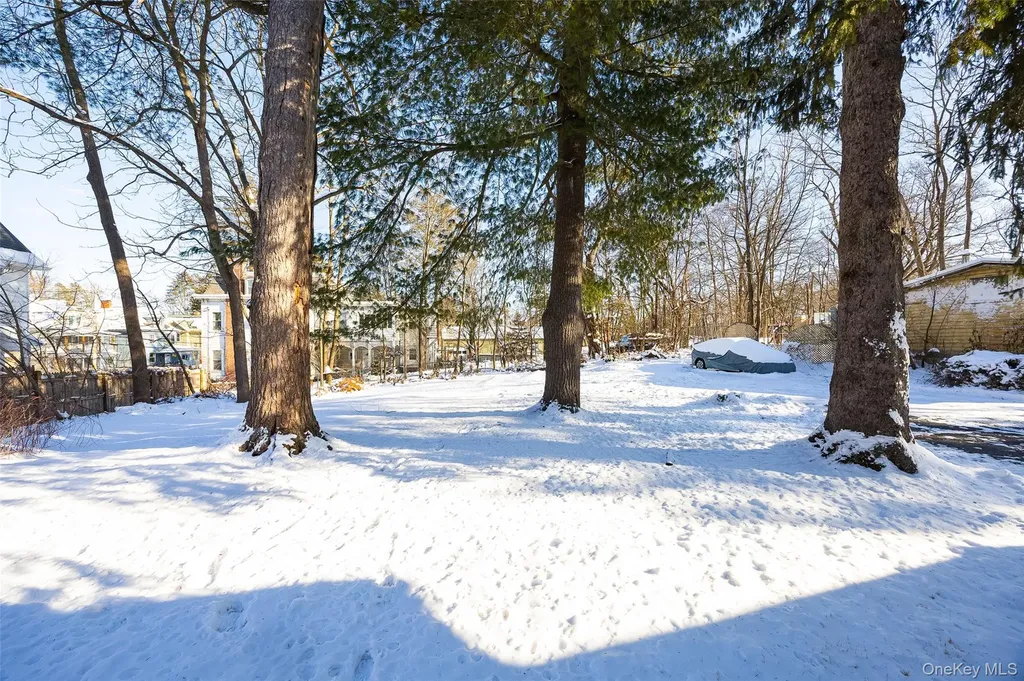12 Hanscom Avenue Poughkeepsie NY 12601