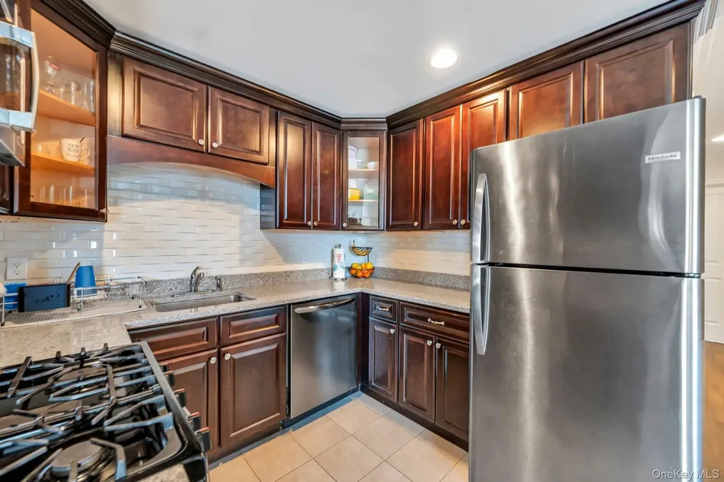 96 Somerton Avenue Central Islip NY 11722