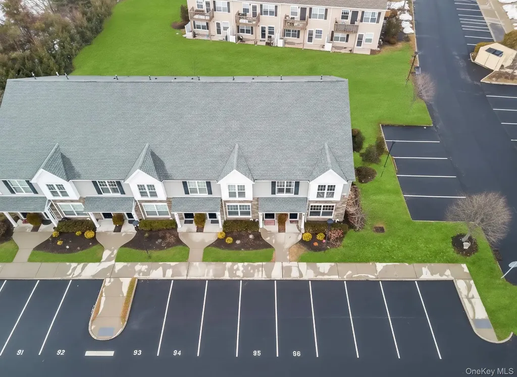 96 Somerton Avenue Central Islip NY 11722