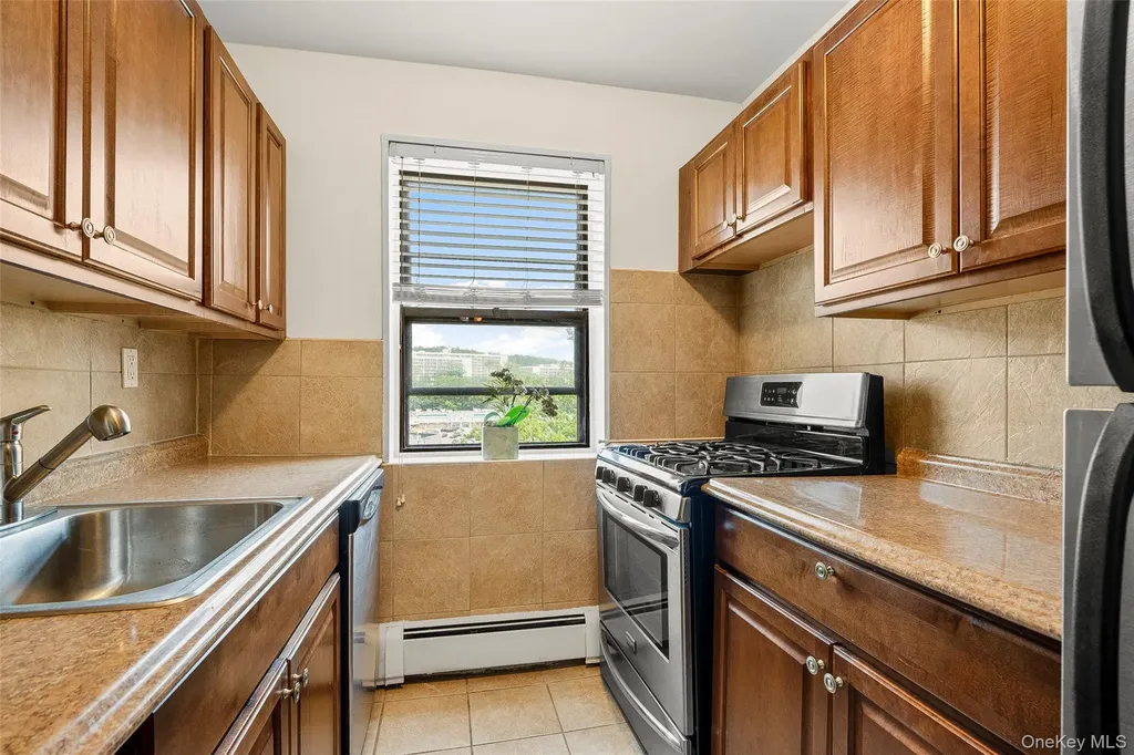505 Central Avenue White Plains NY 10606