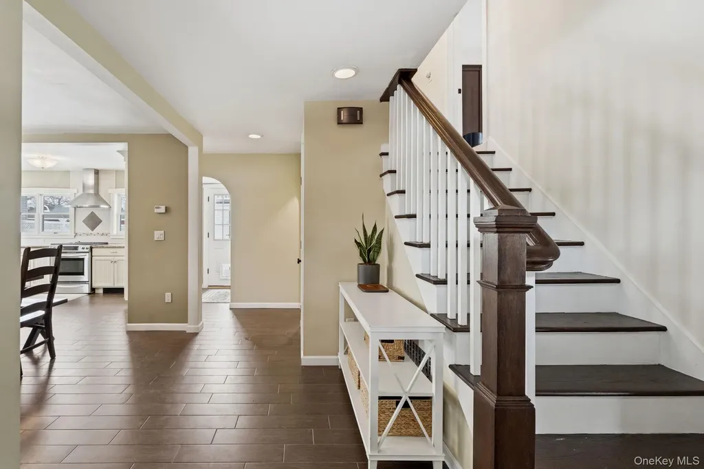 1 Central Avenue Amityville NY 11701