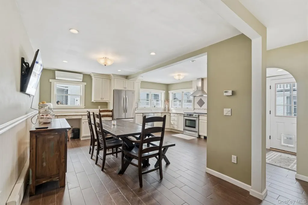 1 Central Avenue Amityville NY 11701