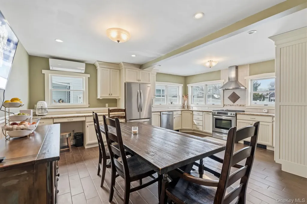 1 Central Avenue Amityville NY 11701