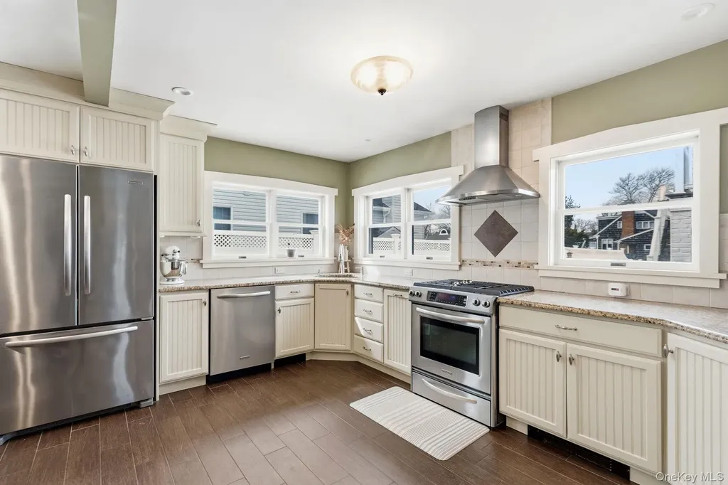 1 Central Avenue Amityville NY 11701