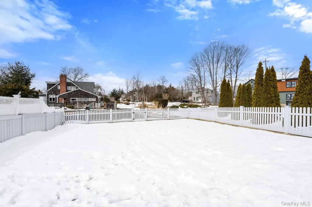 1 Central Avenue Amityville NY 11701