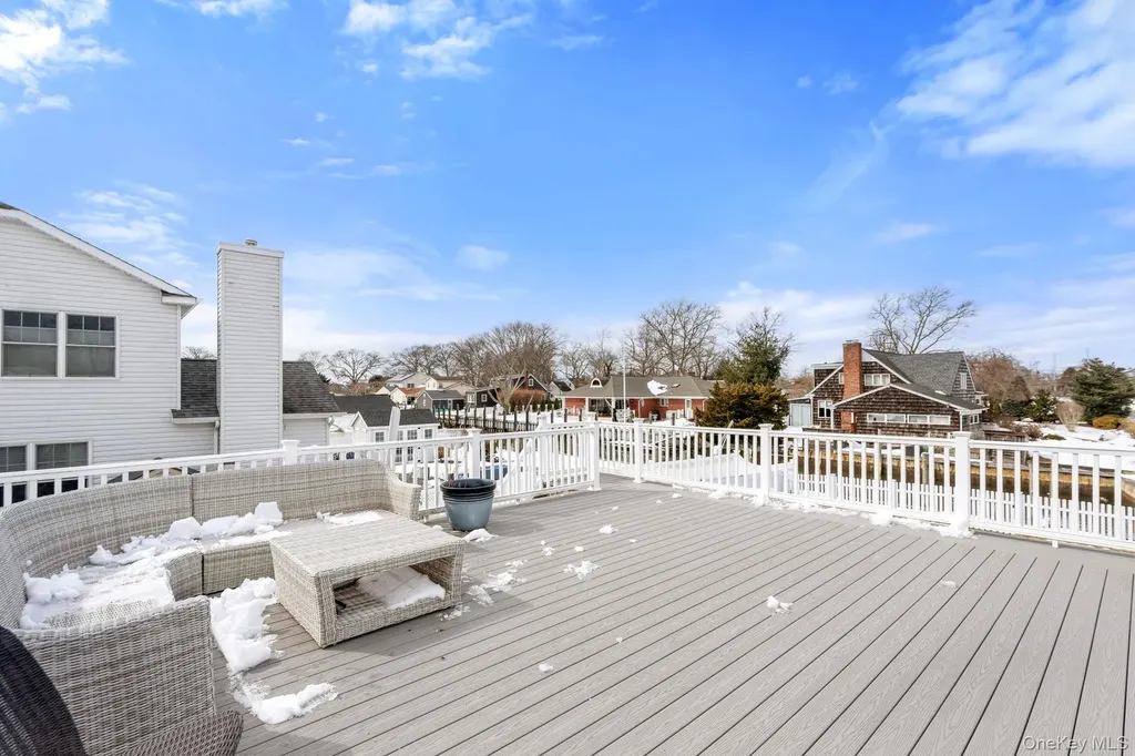 1 Central Avenue Amityville NY 11701