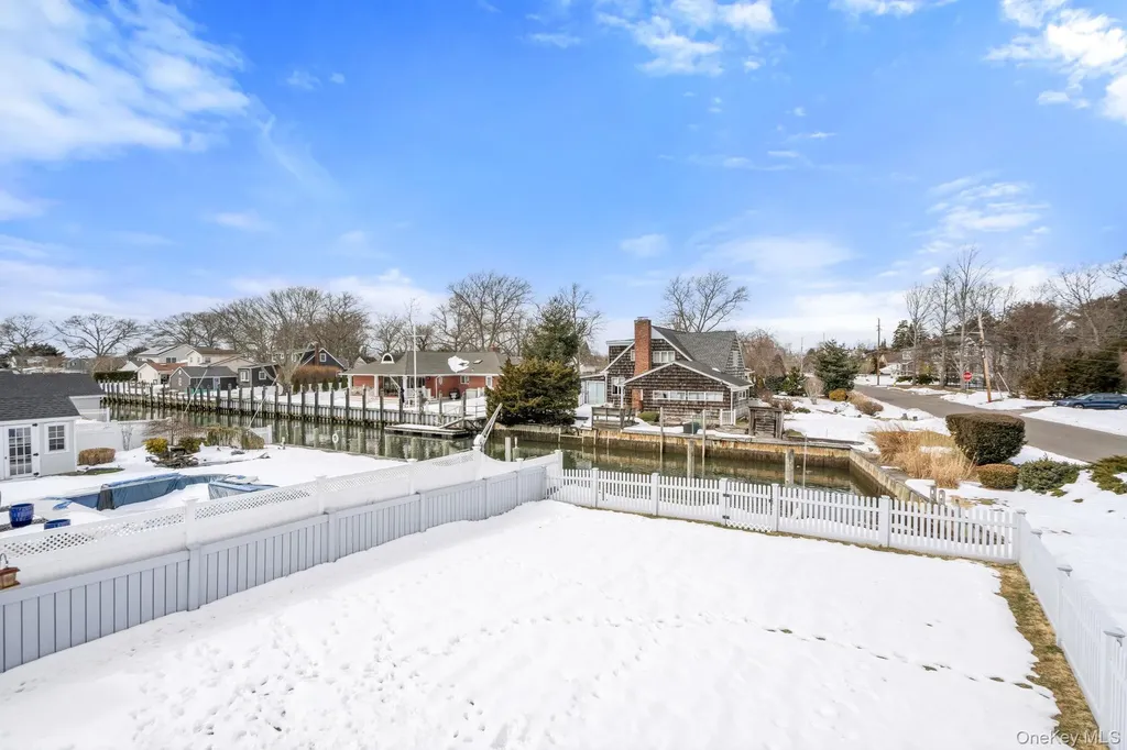 1 Central Avenue Amityville NY 11701