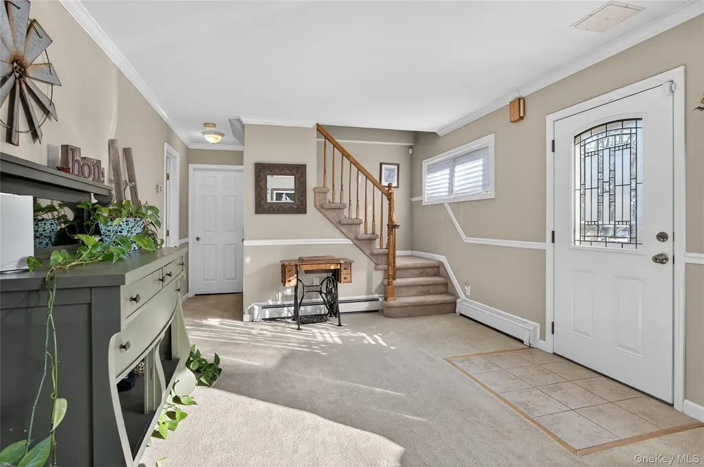 148 Malts Avenue West Islip NY 11795