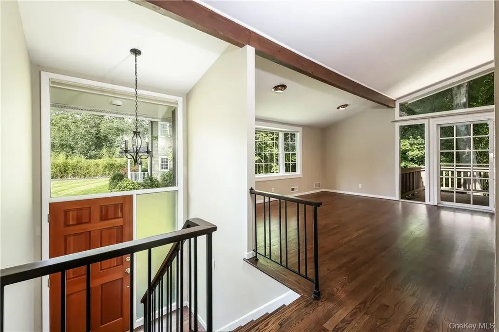 14 Marlene Court Rye NY 10580