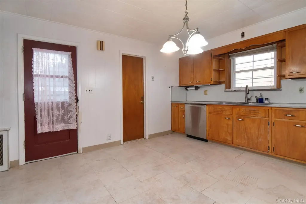 16 Ogden Avenue Dobbs Ferry NY 10522