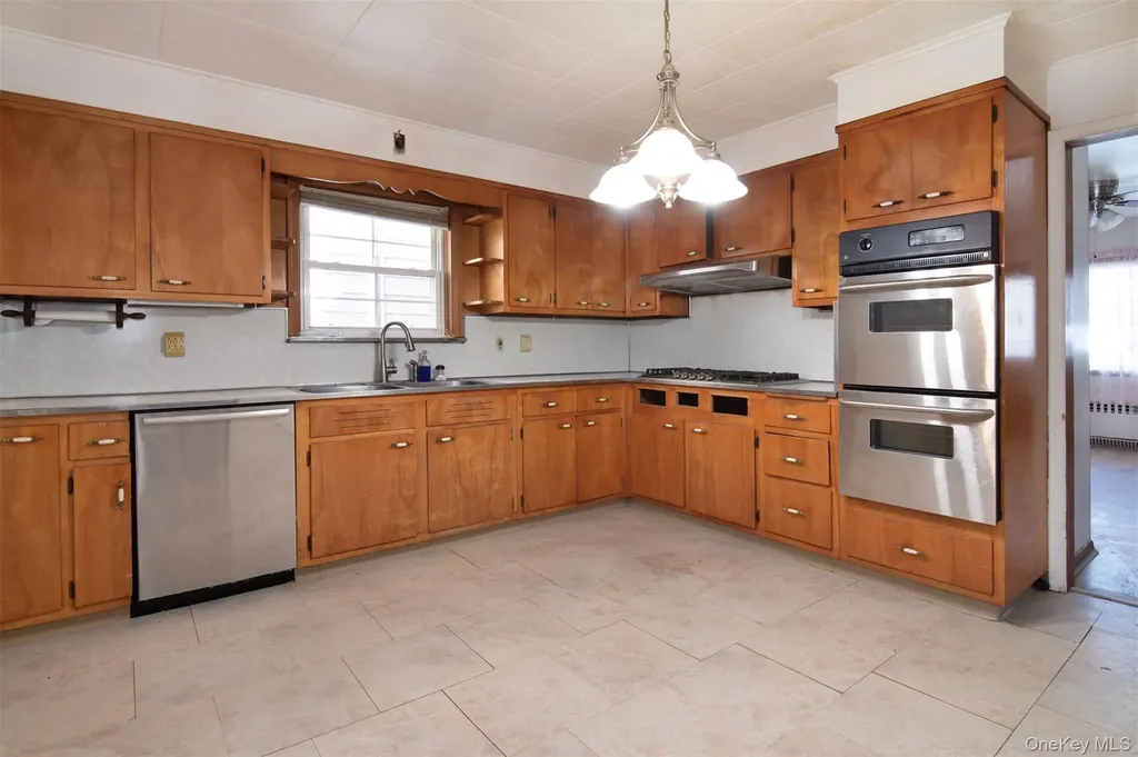 16 Ogden Avenue Dobbs Ferry NY 10522