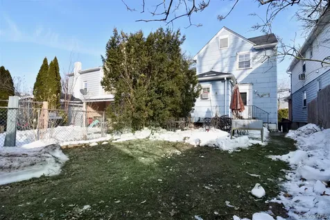 16 Ogden Avenue Dobbs Ferry NY 10522