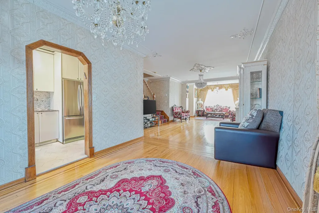 10201 62nd Road Forest Hills NY 11375