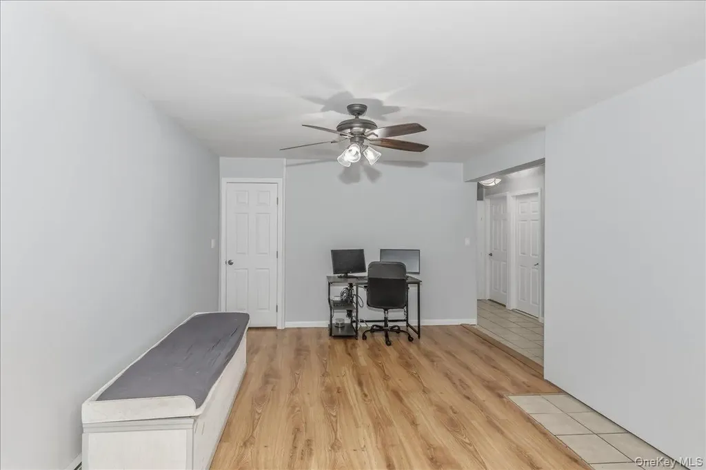 30 Echo Lane Levittown NY 11756
