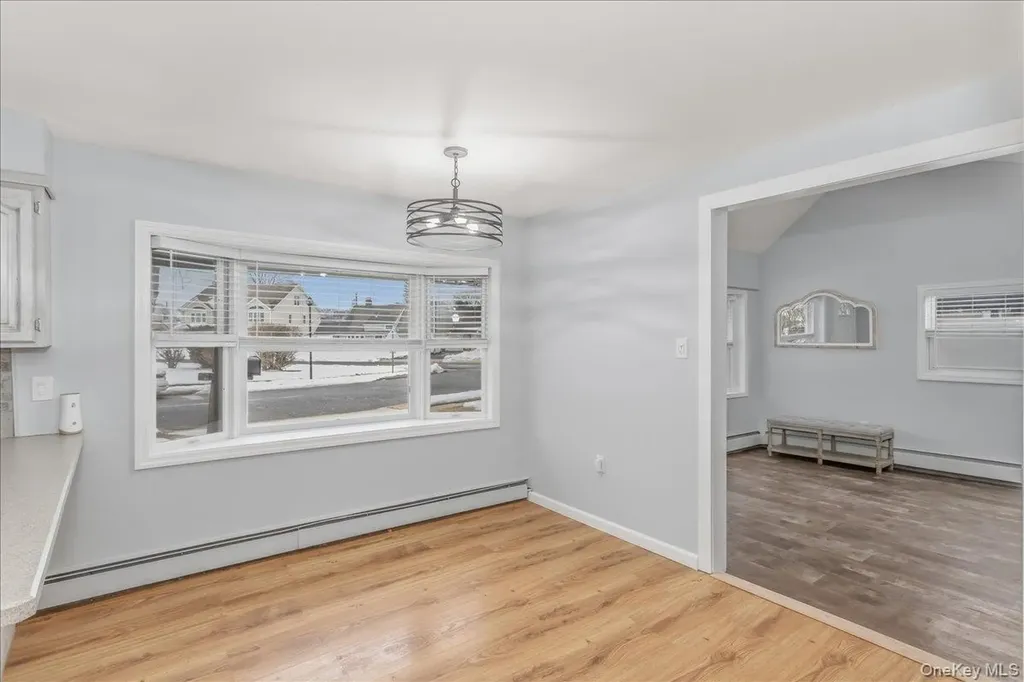 30 Echo Lane Levittown NY 11756