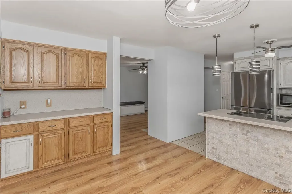 30 Echo Lane Levittown NY 11756