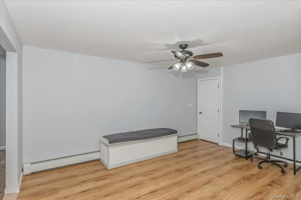 30 Echo Lane Levittown NY 11756