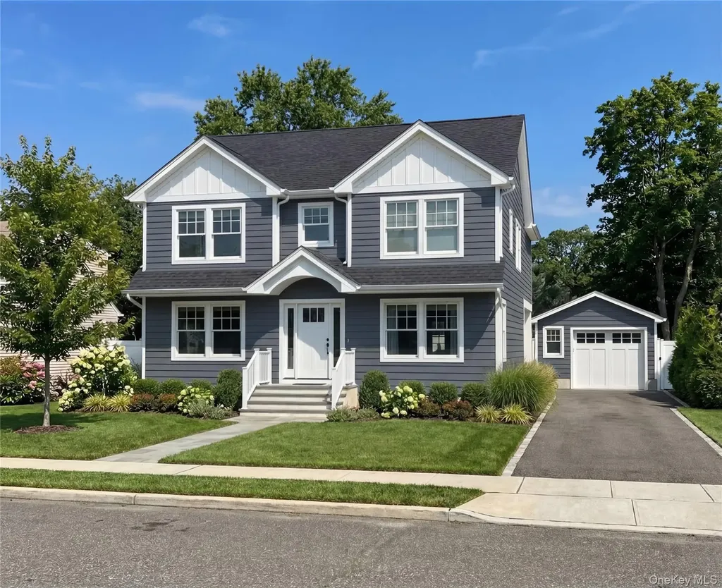 1415 Rhode Avenue Merrick NY 11566
