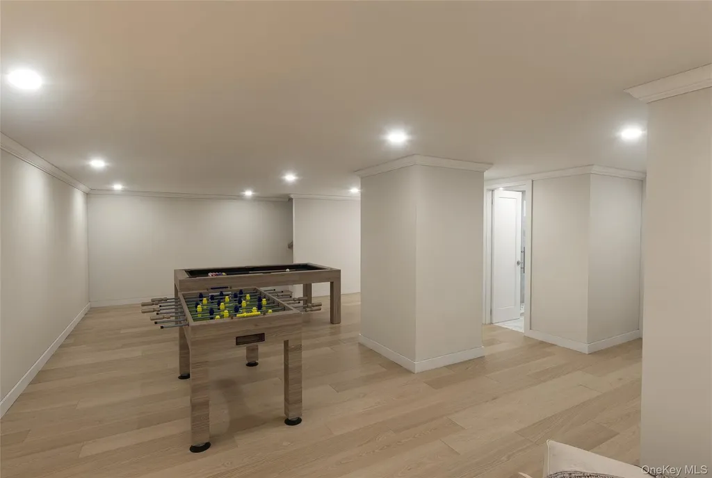 1415 Rhode Avenue Merrick NY 11566