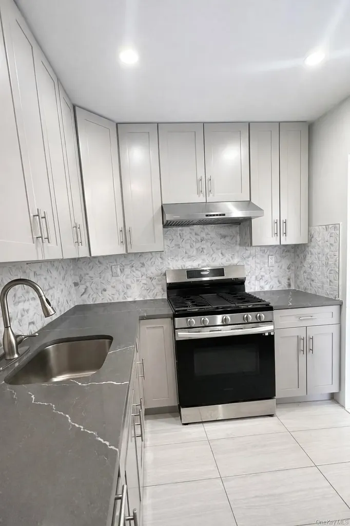 59-09 Kissena Boulevard Flushing NY 11355
