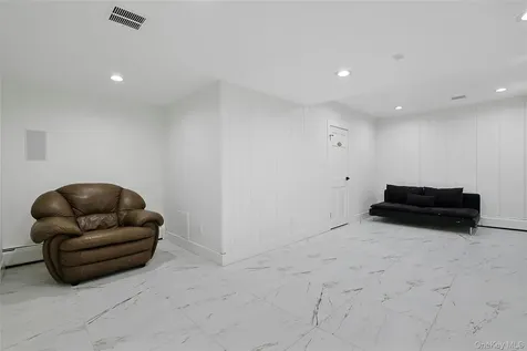12 Rollingwood Drive New City NY 10956