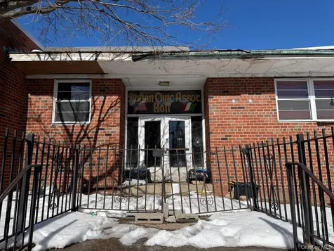 208 N 5th Avenue Mount Vernon NY 10550