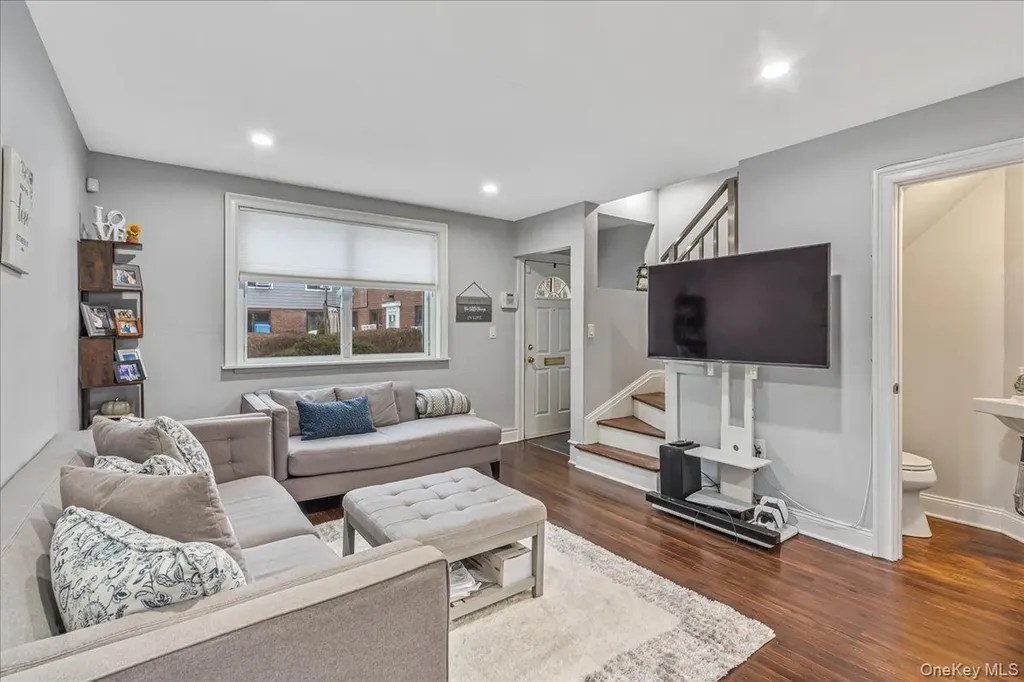 217-06 67th Avenue Bayside NY 11364