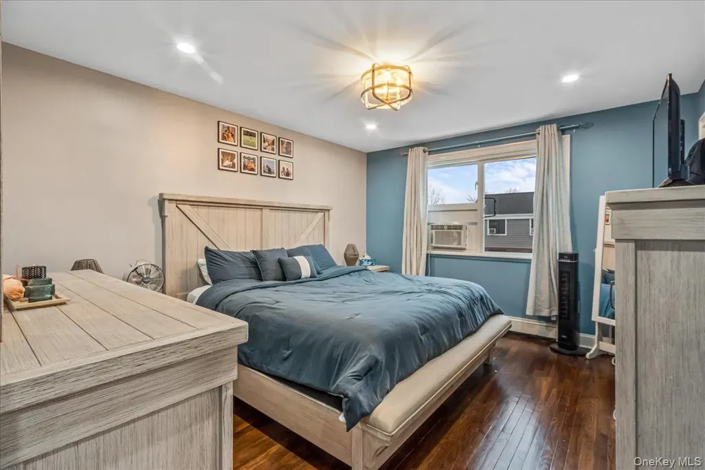 217-06 67th Avenue Bayside NY 11364