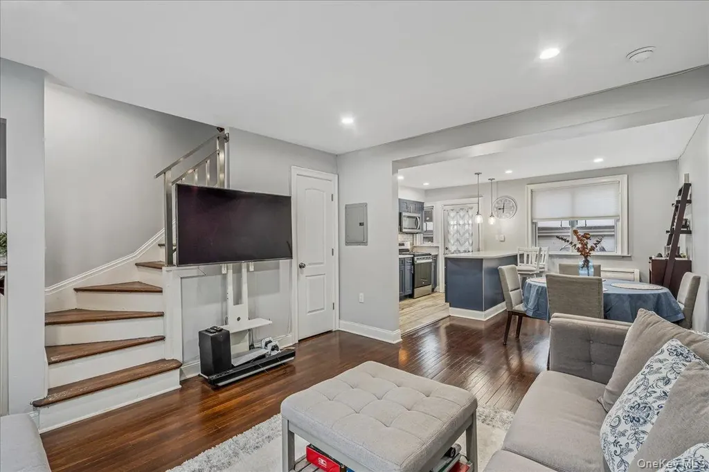 217-06 67th Avenue Bayside NY 11364