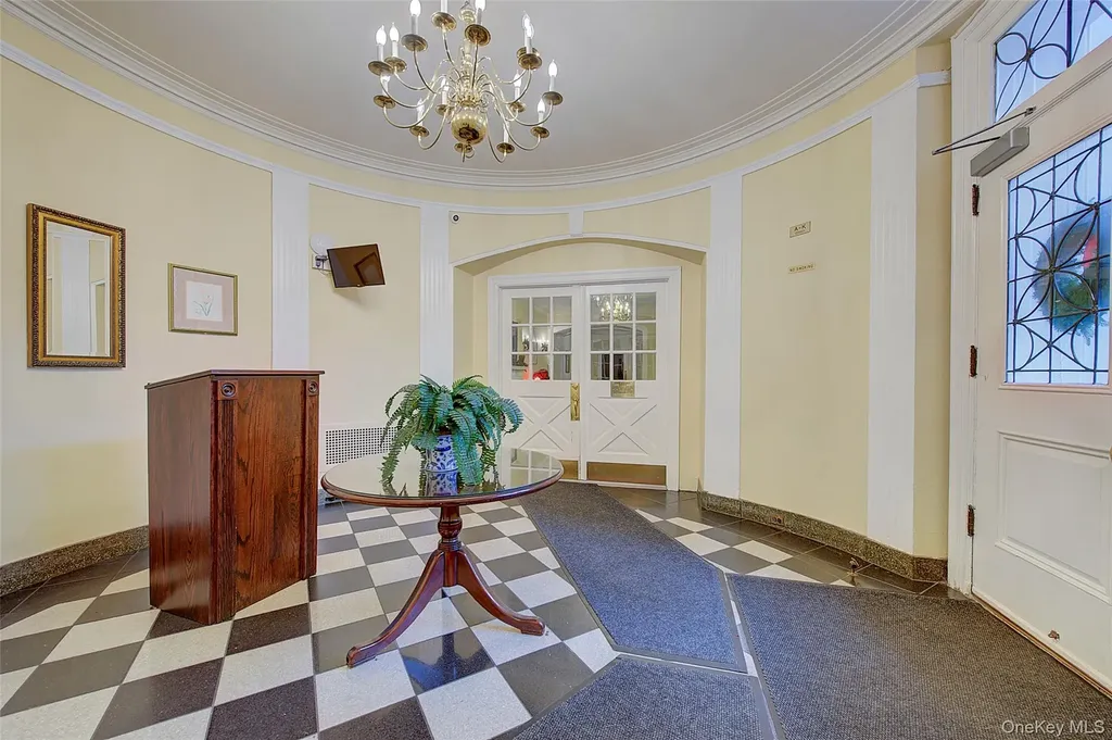 77-14 113th Street Forest Hills NY 11375