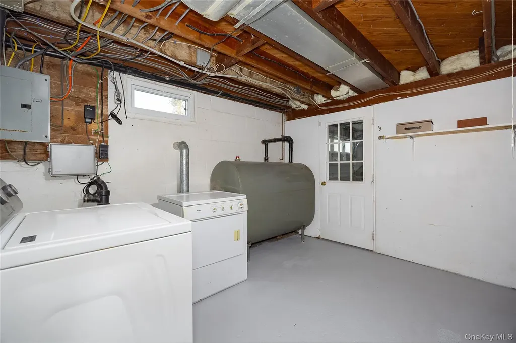13 Robert Road Poughkeepsie NY 12603