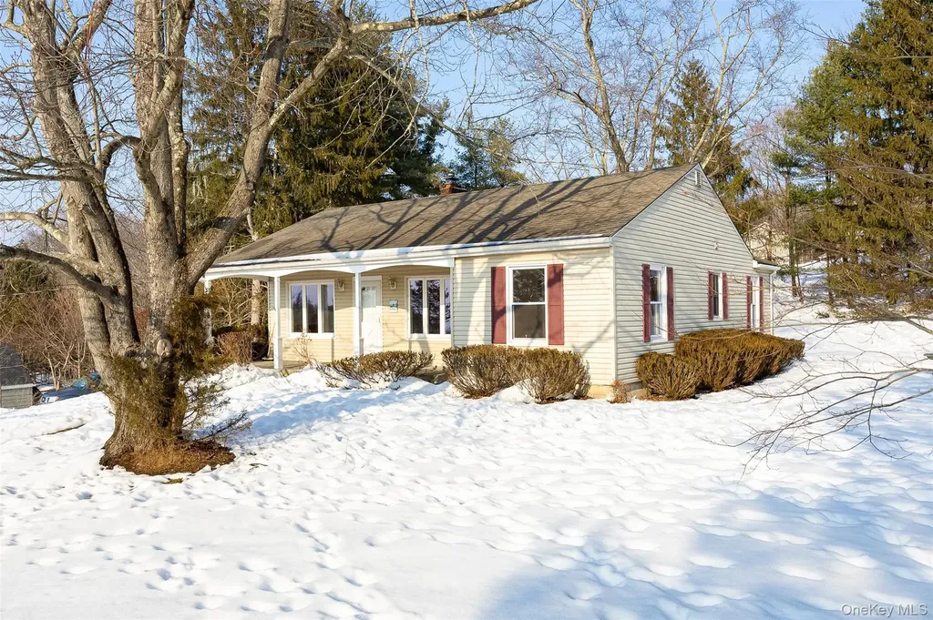 13 Robert Road Poughkeepsie NY 12603