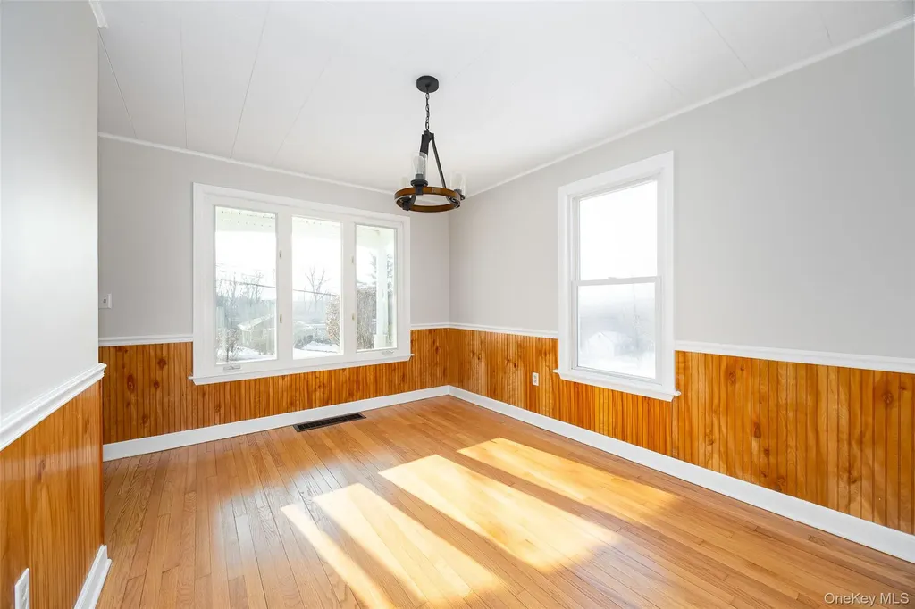 13 Robert Road Poughkeepsie NY 12603