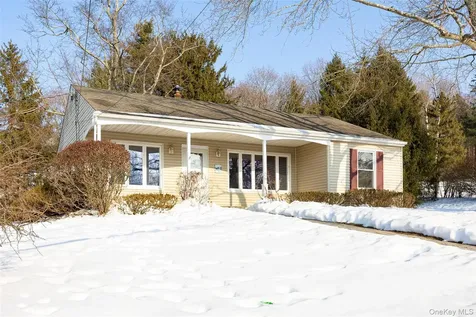 13 Robert Road Poughkeepsie NY 12603