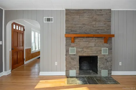 13 Robert Road Poughkeepsie NY 12603