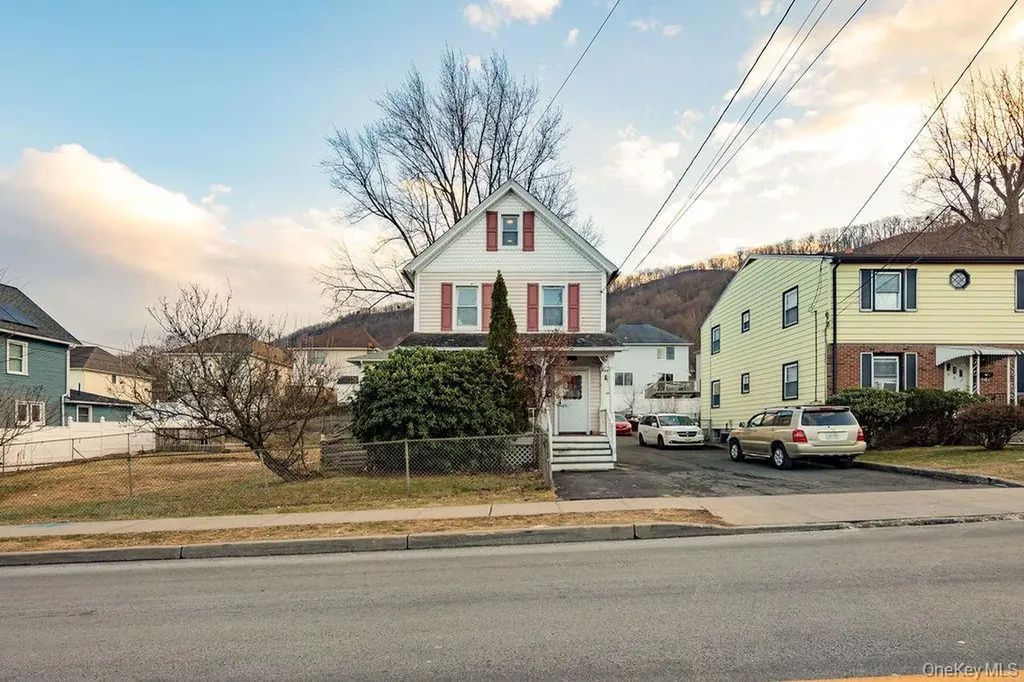 165 Gurnee Avenue Haverstraw NY 10927