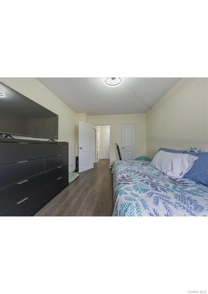 825 Morrison Avenue Bronx NY 10473
