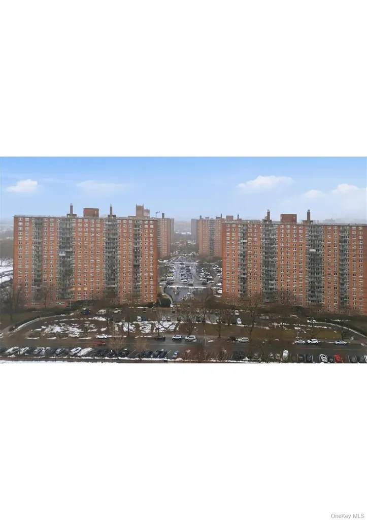 825 Morrison Avenue Bronx NY 10473