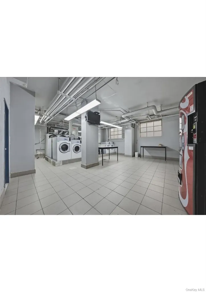 825 Morrison Avenue Bronx NY 10473