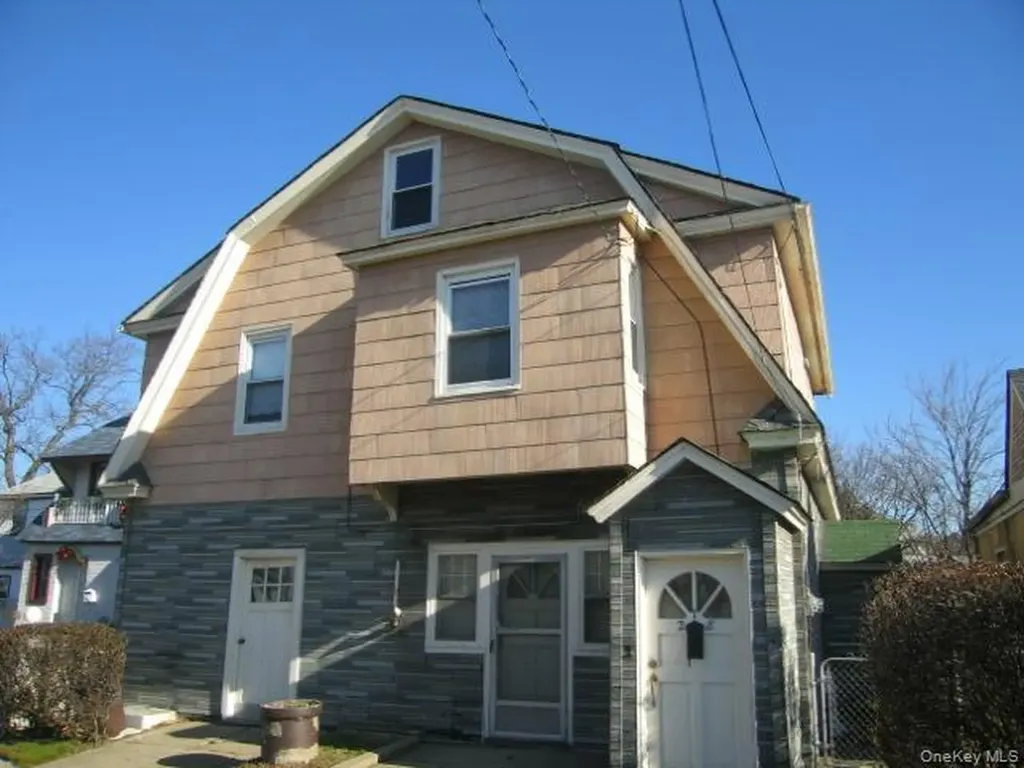 274 Lawrence Avenue Lawrence NY 11559