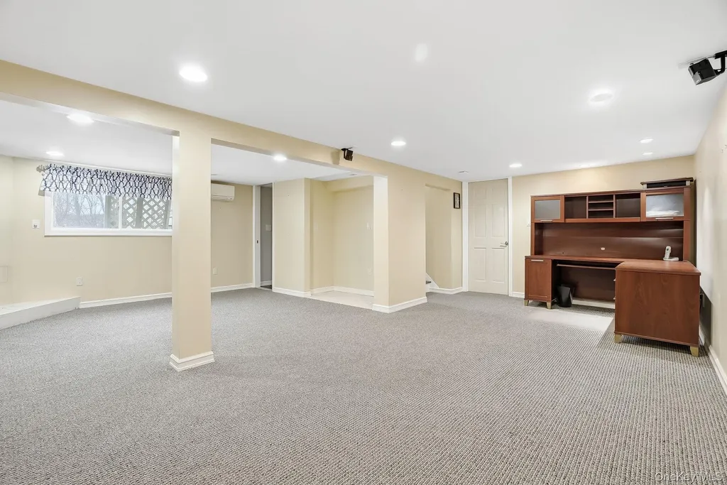 12 Lakeview Road Carmel NY 10512