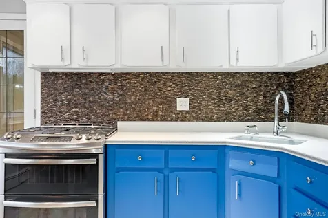 12 Lakeview Road Carmel NY 10512