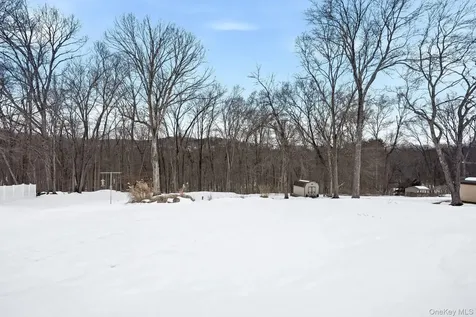 12 Lakeview Road Carmel NY 10512