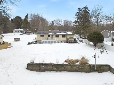 12 Lakeview Road Carmel NY 10512