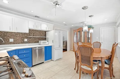 12 Lakeview Road Carmel NY 10512