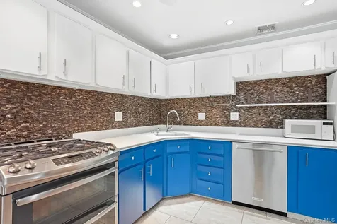 12 Lakeview Road Carmel NY 10512