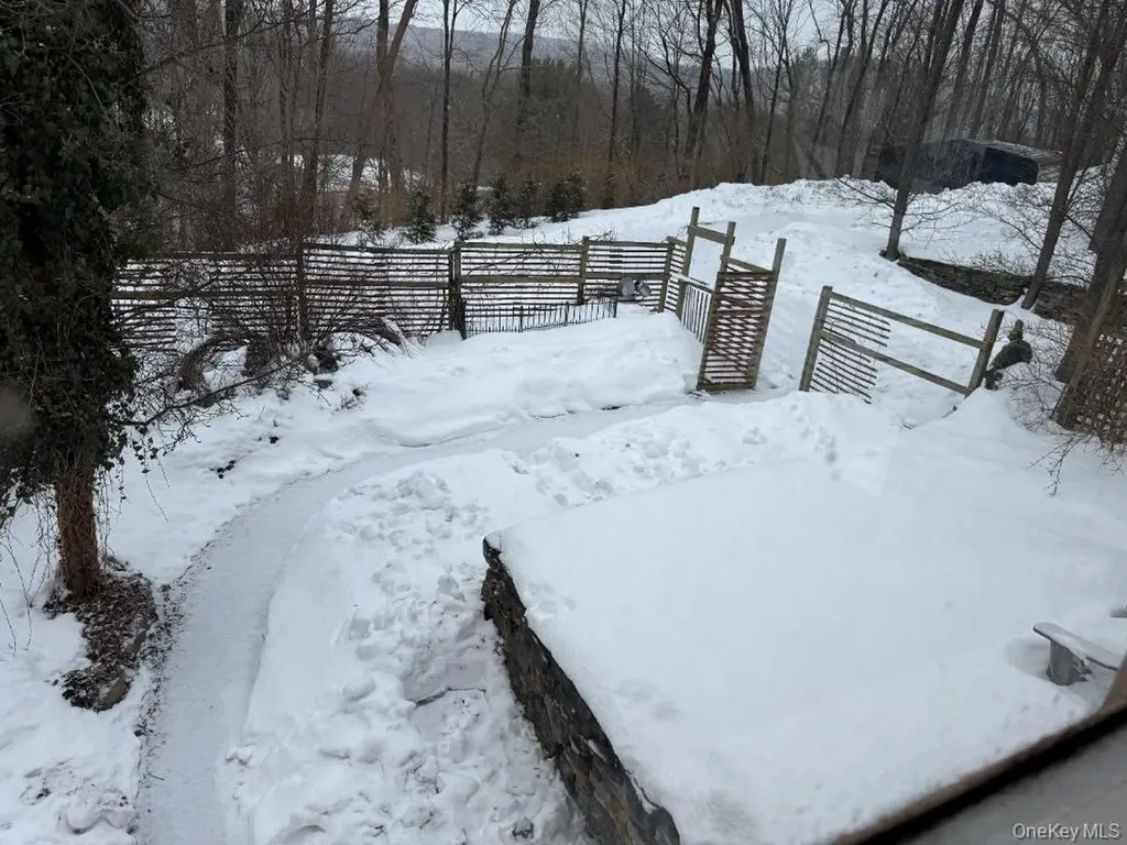 215-217 Old Route 22 Pawling NY 12564