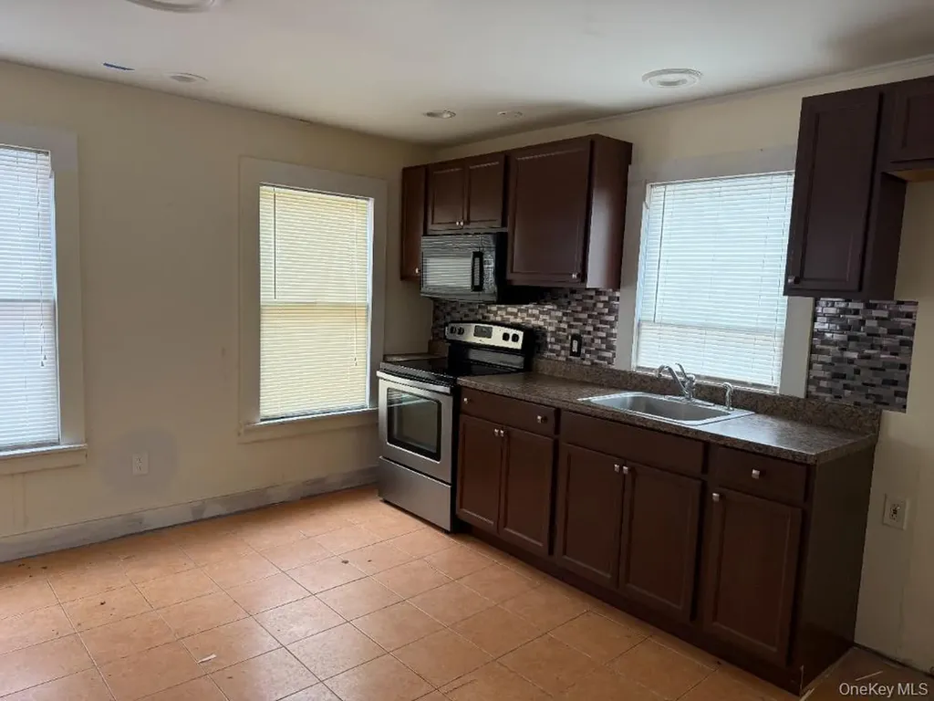 215-217 Old Route 22 Pawling NY 12564